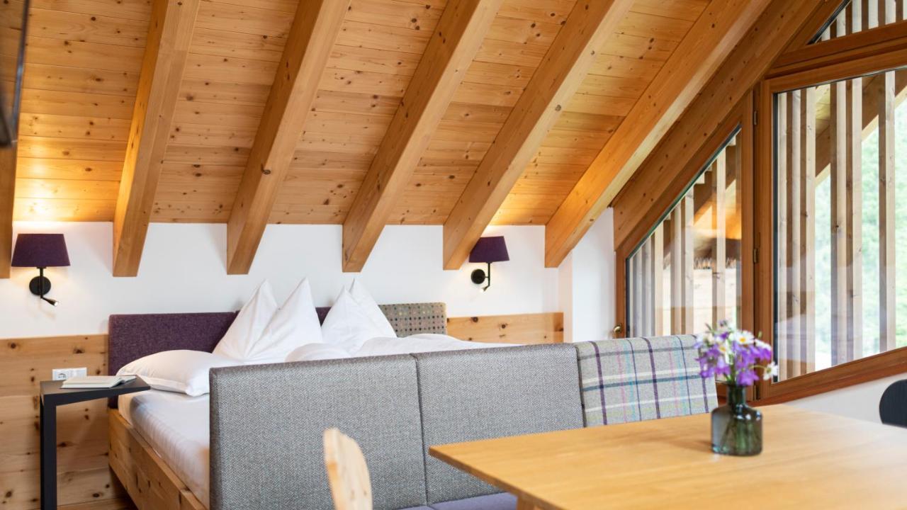 Natura Boutique Chalet Wellness Spa Dobbiaco Exterior foto