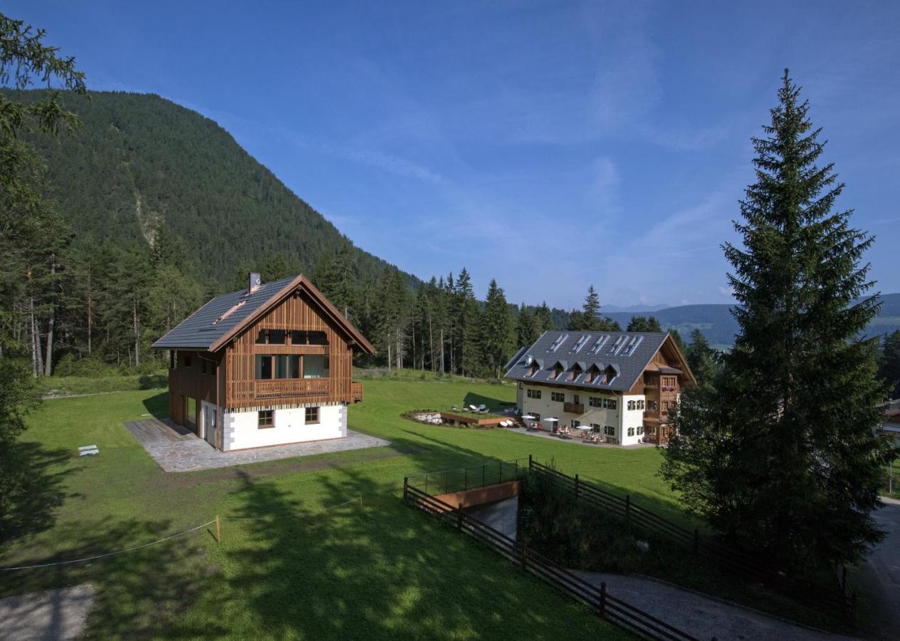 Natura Boutique Chalet Wellness Spa Dobbiaco Exterior foto